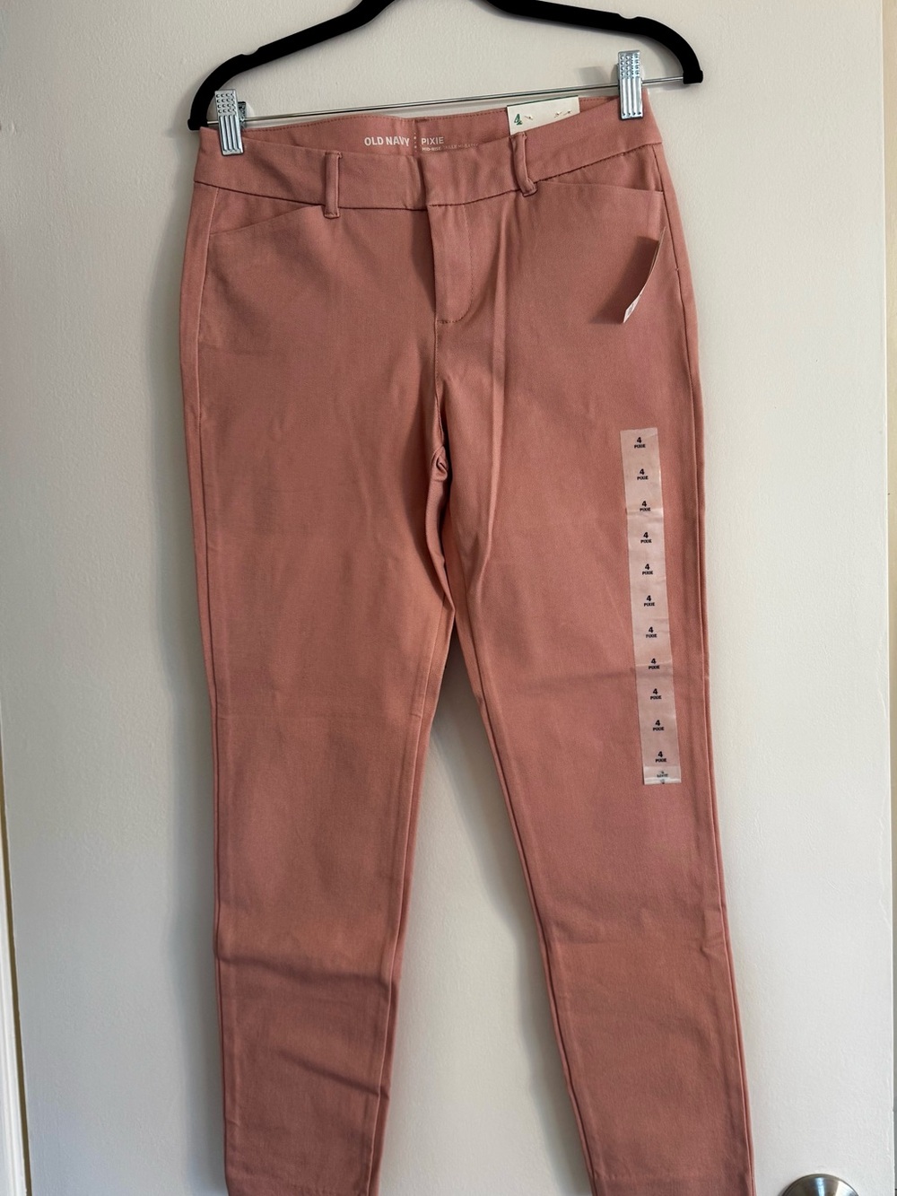 Old Navy Women’s Pink Slim Stretch Pants TAGS REMOVED